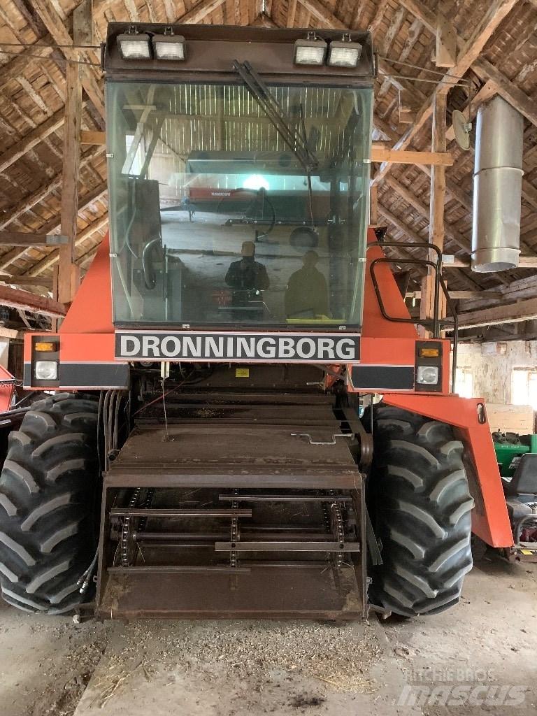 Dronningborg 7200 Kombajni