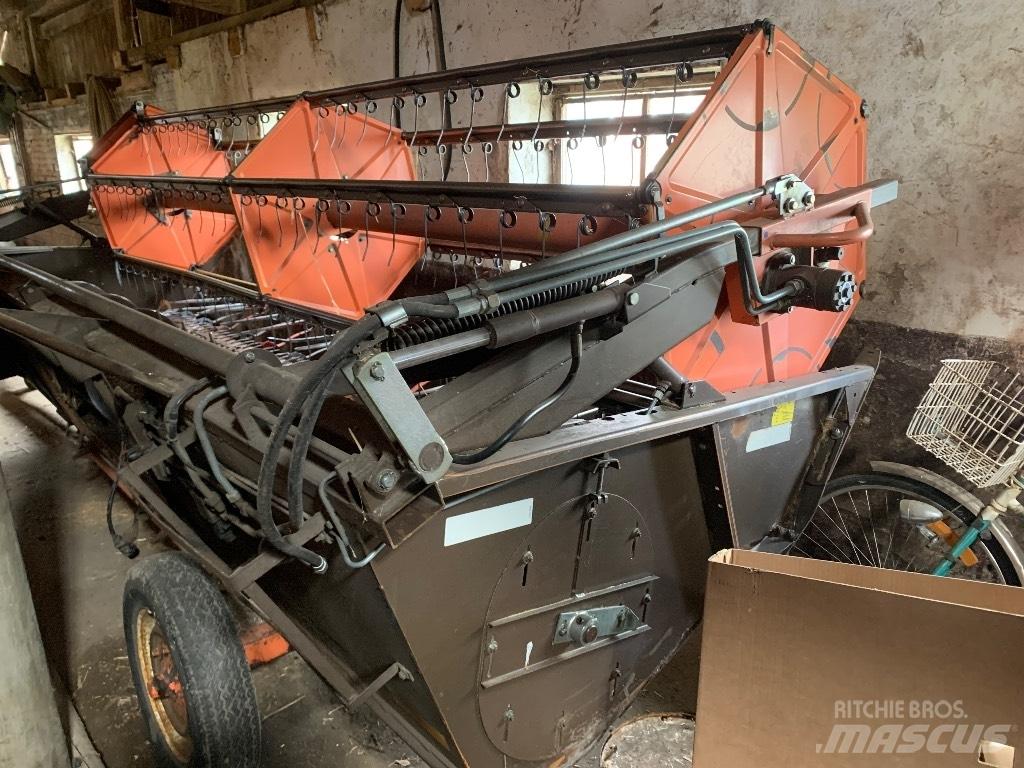 Dronningborg 7200 Kombajni
