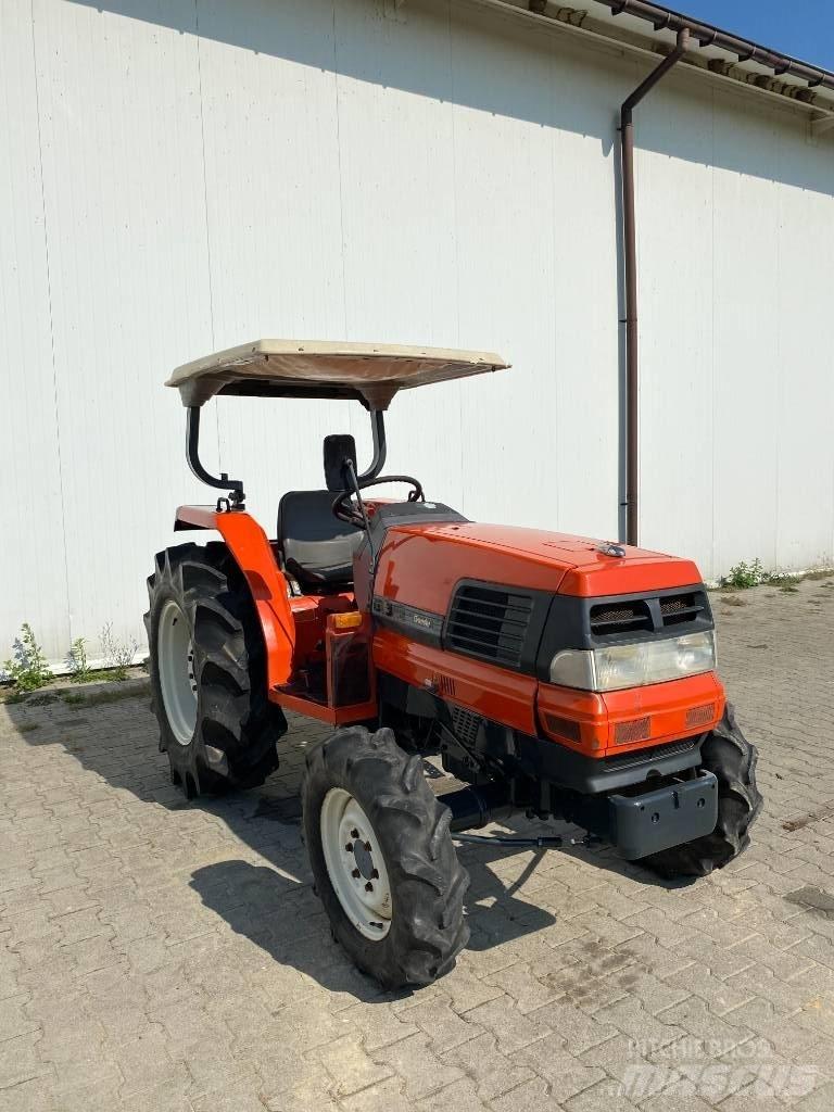 Kubota GL320 Manji traktori
