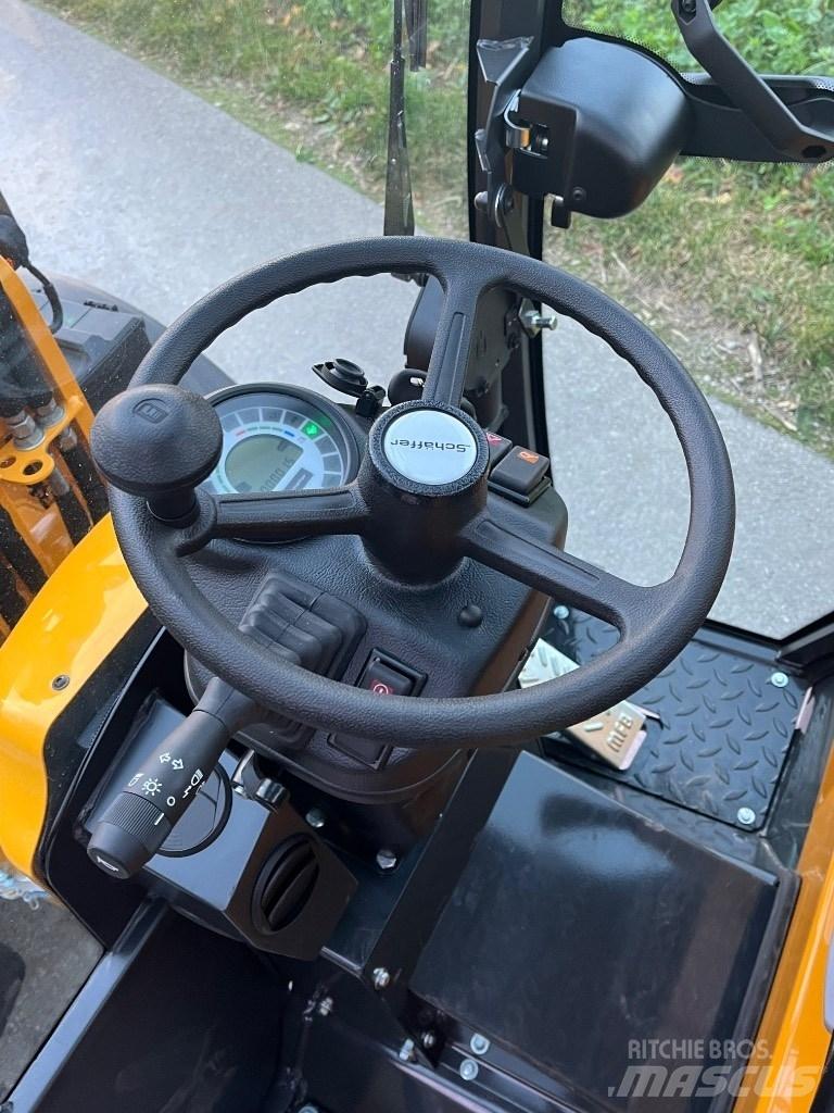 Schäffer 2430 SLT Skid steer mini utovarivači