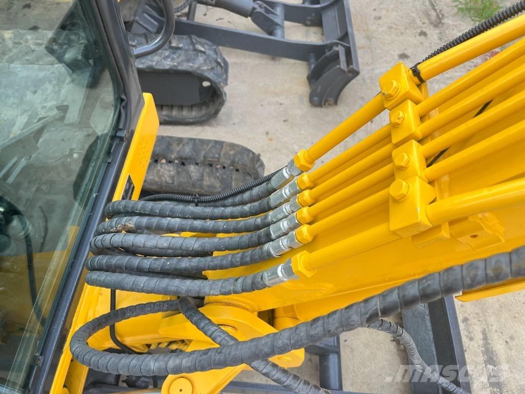 Komatsu PC 20 MR Mini bageri < 7t