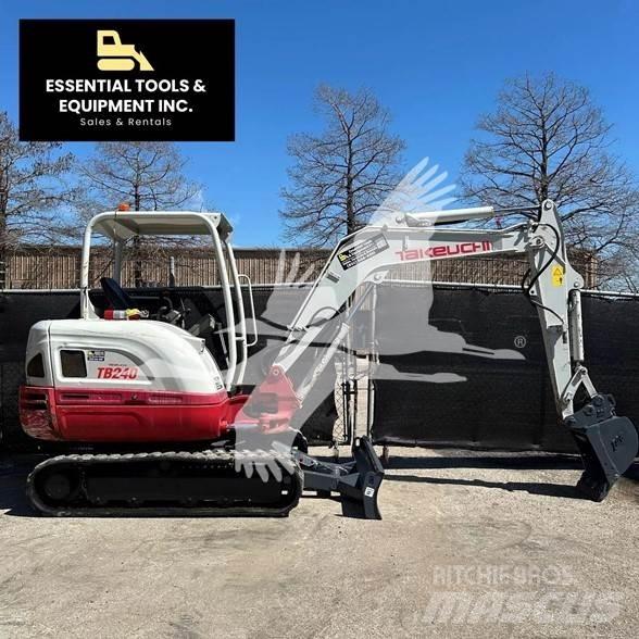 Takeuchi TB240 Mini bageri < 7t