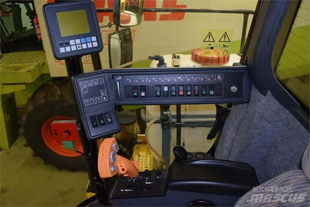 New Holland FX 40 Mašine za stočnu hranu sa sopstvenim pogonom