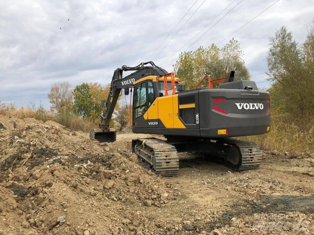 Volvo EC220 EL Bageri guseničari