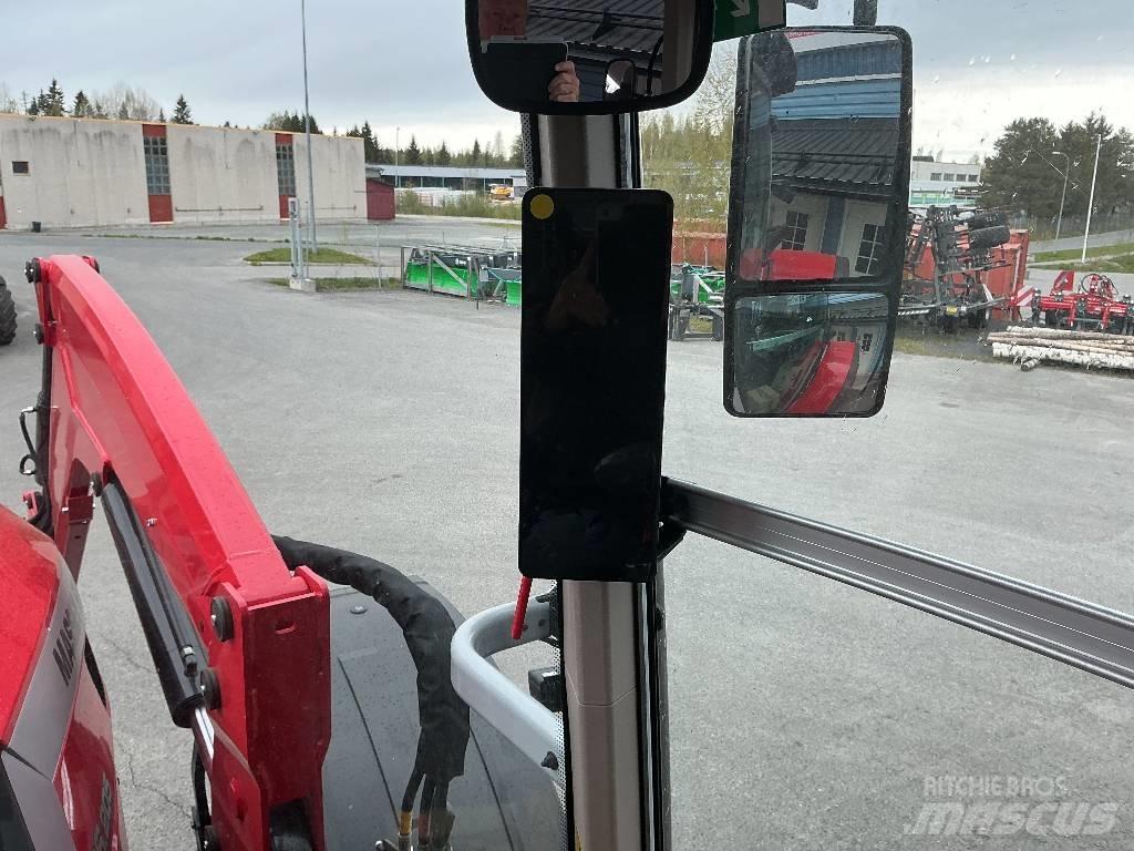 Massey Ferguson 8 S Traktori