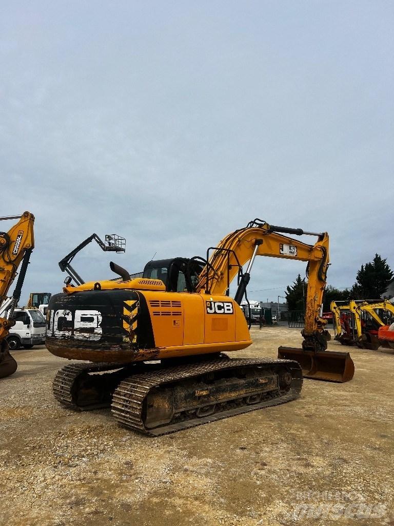 JCB JS 220 N LC Bageri guseničari