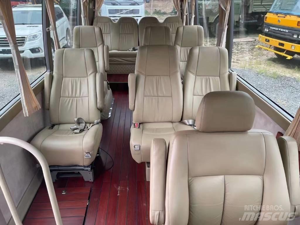 Toyota Coaster Bus Mini autobusi