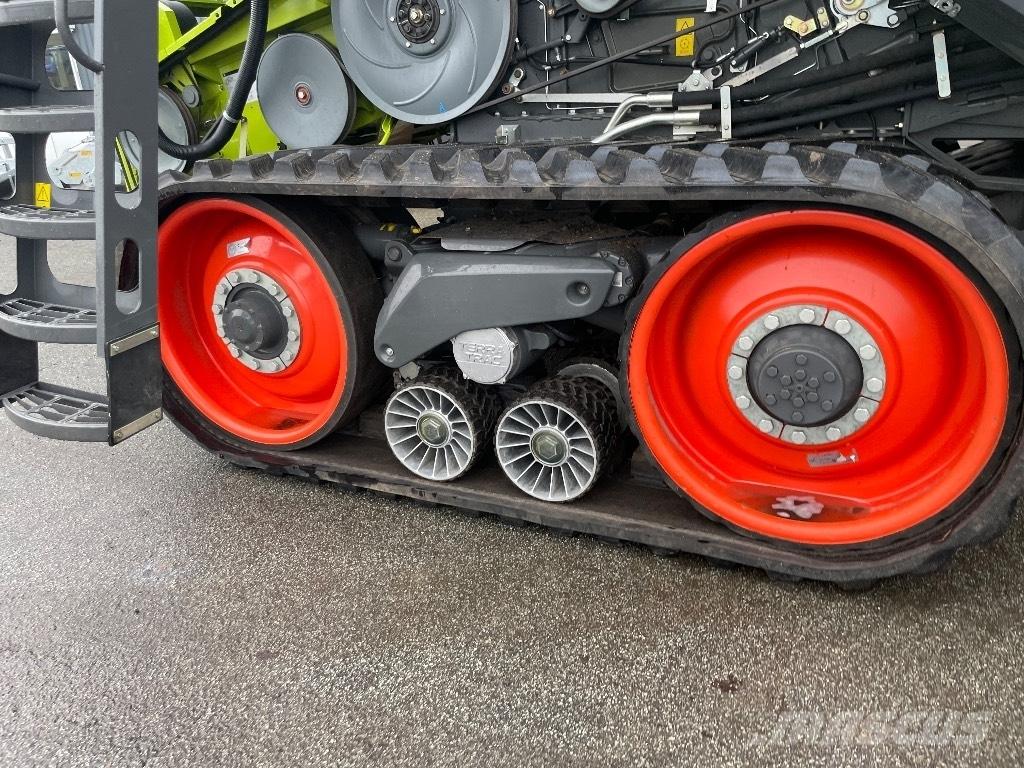 CLAAS Lexion 6900 TT Kombajni