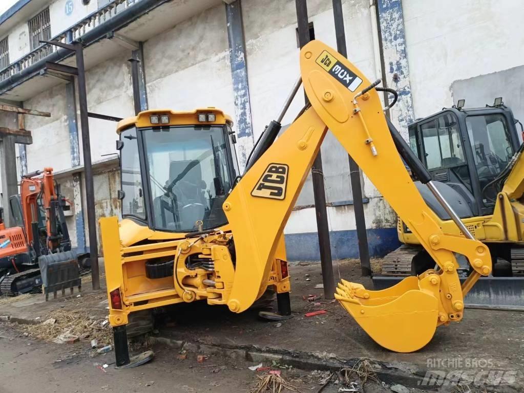 JCB 3 CX Bageri točkaši