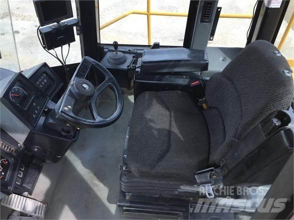 CAT 826G Kompaktori otpada