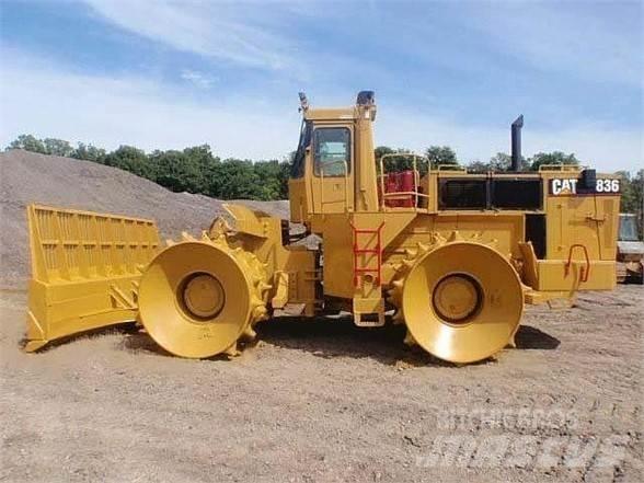 CAT 836C Kompaktori otpada