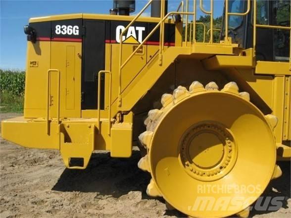 CAT 836G Kompaktori otpada
