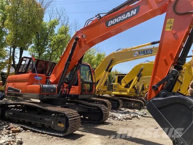 Doosan DX 225 LC Bageri guseničari