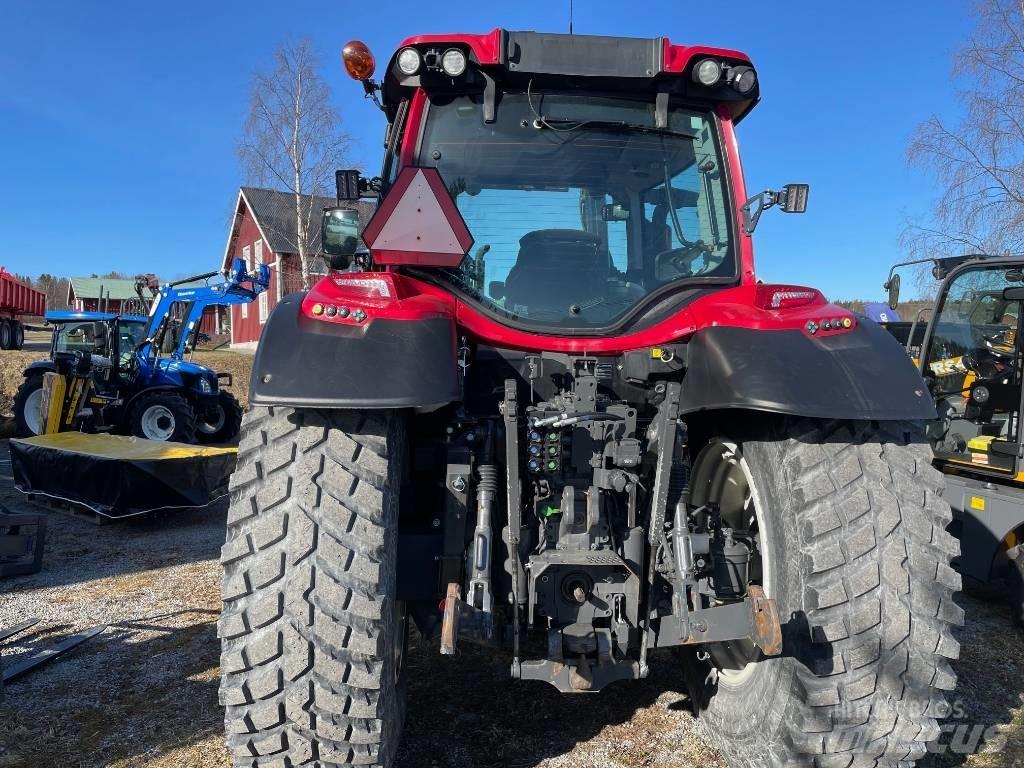 Valtra Valmet N134 Traktori