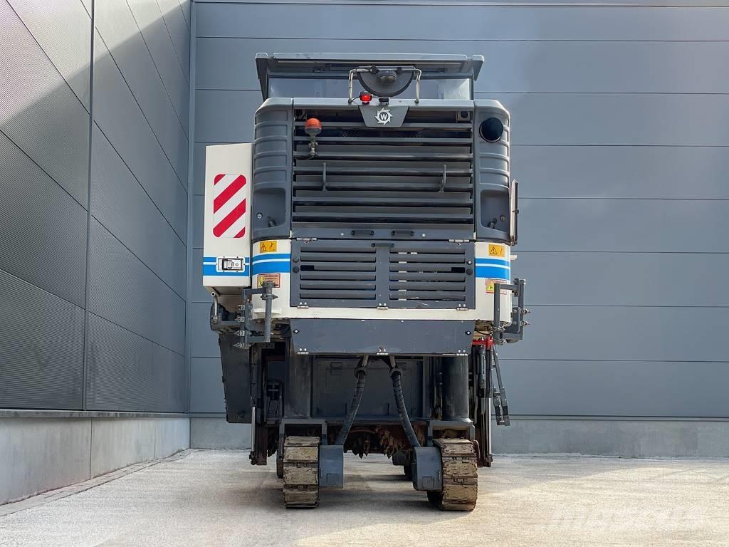 Wirtgen W 200 Freze za asfalt