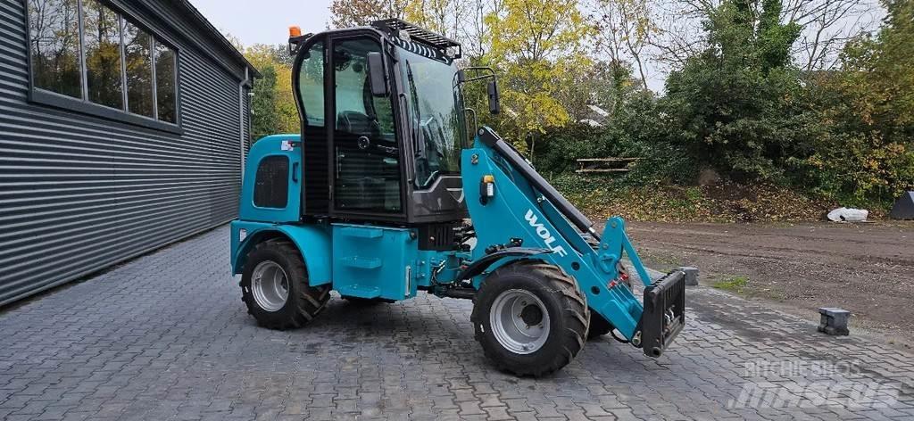 Wolf R906 Utovarivači na točkove