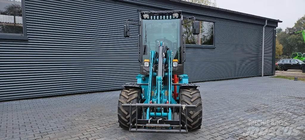 Wolf R906 Utovarivači na točkove