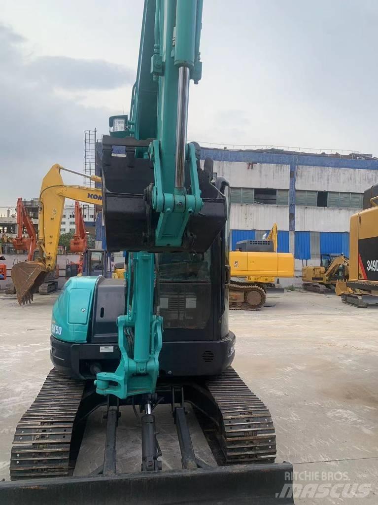 Kobelco 50 Bageri guseničari