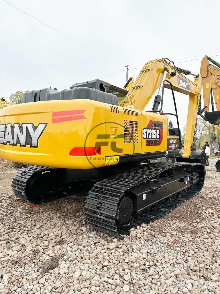 Sany SY235C Midi bageri 7t – 12t