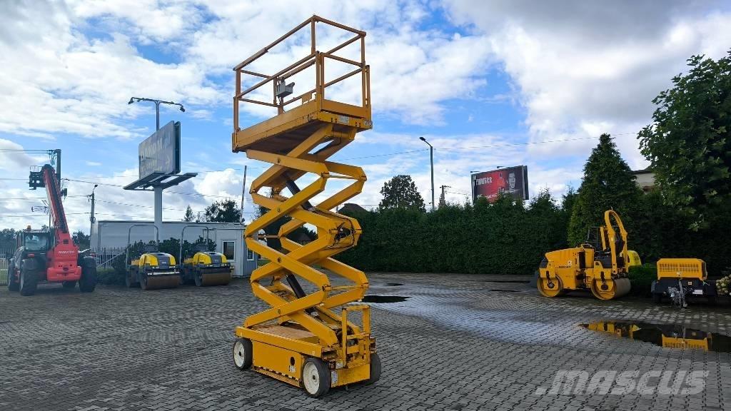 SkyJack SJ III 3226 Makazaste platforme