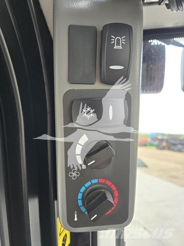 JCB 3TS-8T Skid steer mini utovarivači