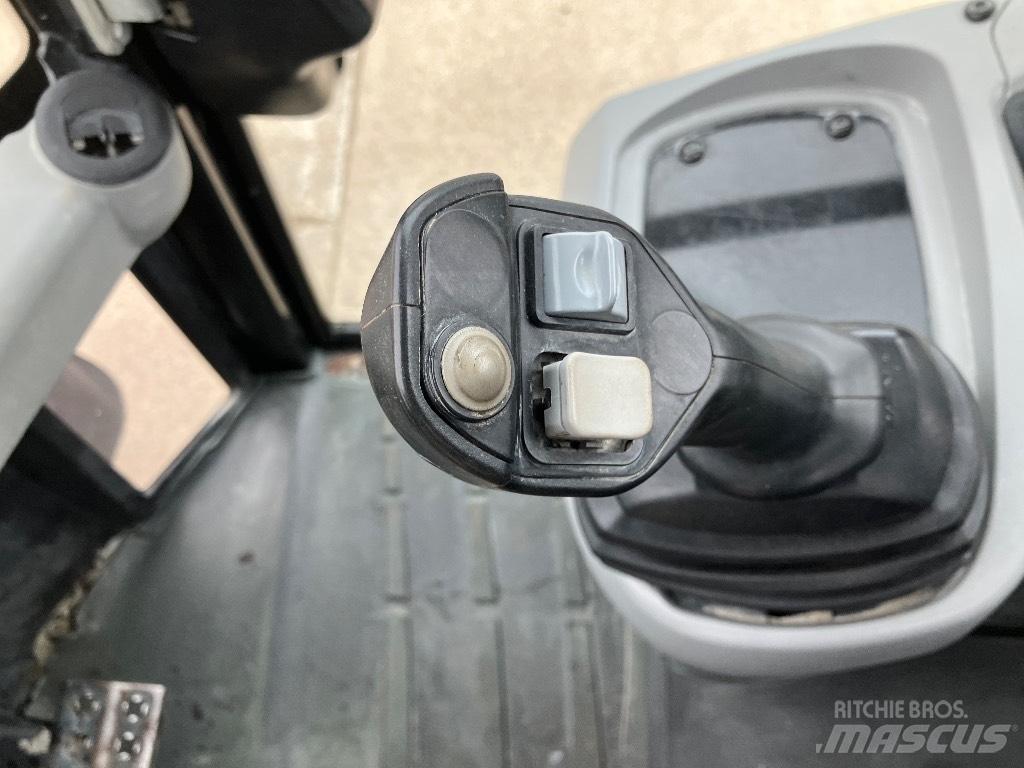 CAT 906 H Utovarivači na točkove