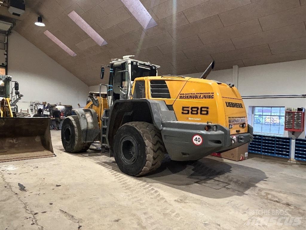 Liebherr L 586 Utovarivači na točkove