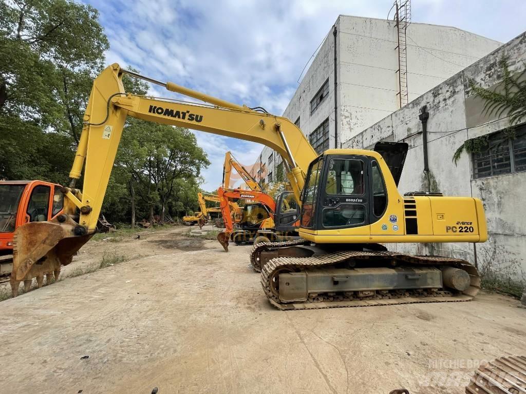 Komatsu PC 220 Bageri guseničari