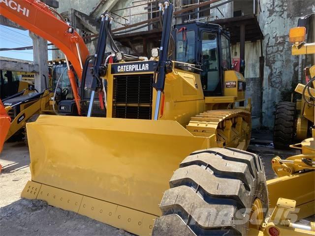 CAT D 6 G Buldožeri guseničari