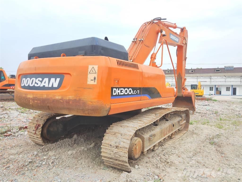 Doosan DH300LC-7 Bageri guseničari