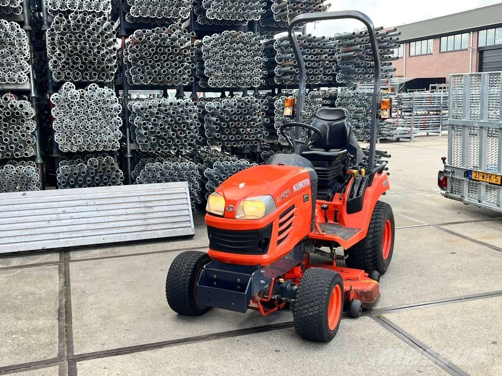Kubota BX 2350 Manji traktori