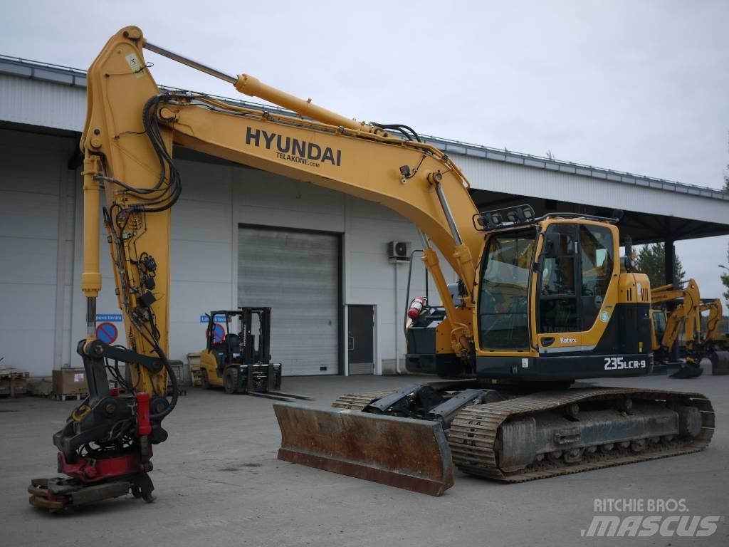 Hyundai R 235 LCRD-9 Bageri guseničari