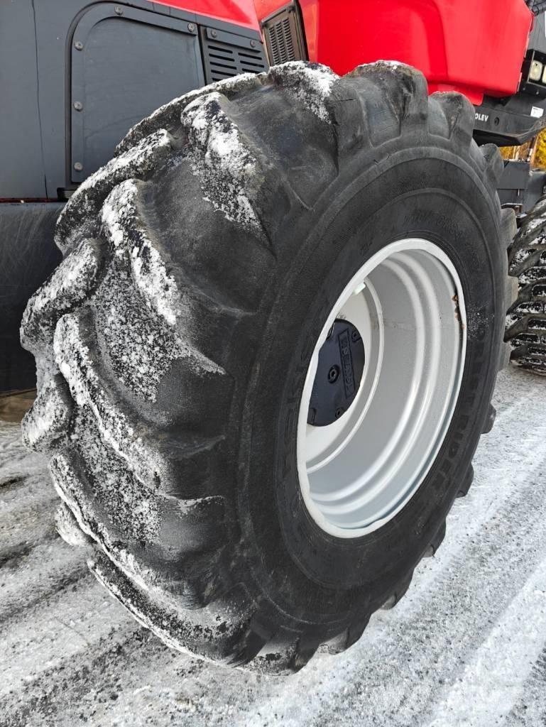 Komatsu 951 Harversteri