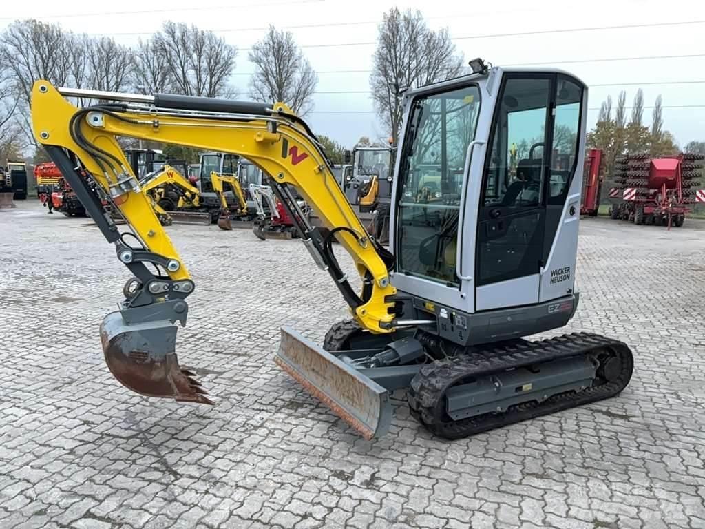 Wacker Neuson EZ26 Mini bageri < 7t