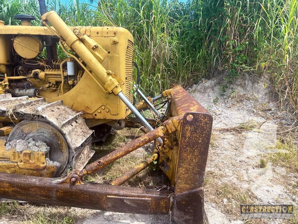 CAT D 6 C Buldožeri guseničari