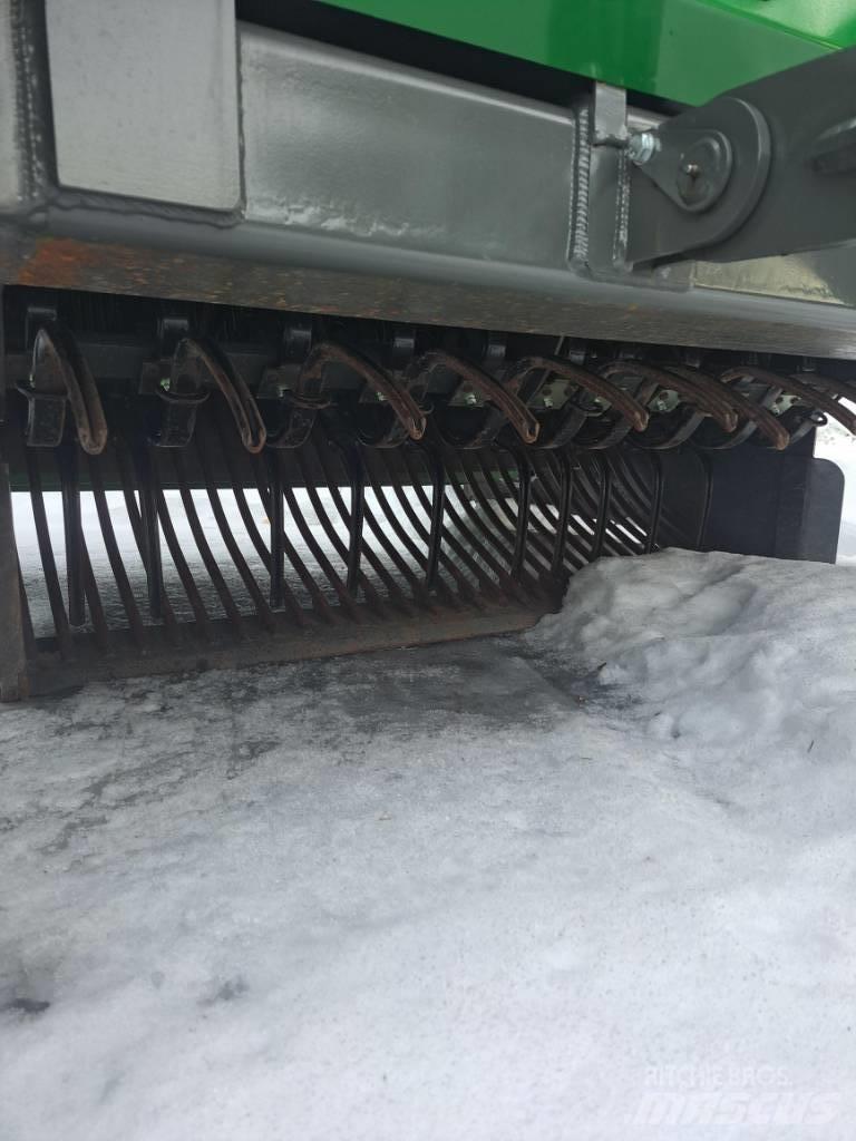 Kivi-Pekka KP 3,3 Skupljači kamenja
