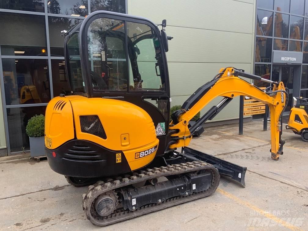 JCB 8026 CTS Mini bageri < 7t