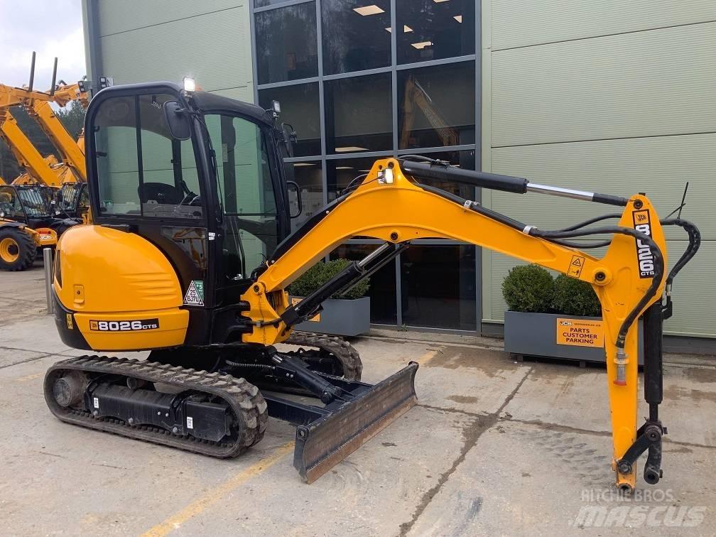JCB 8026 CTS Mini bageri < 7t