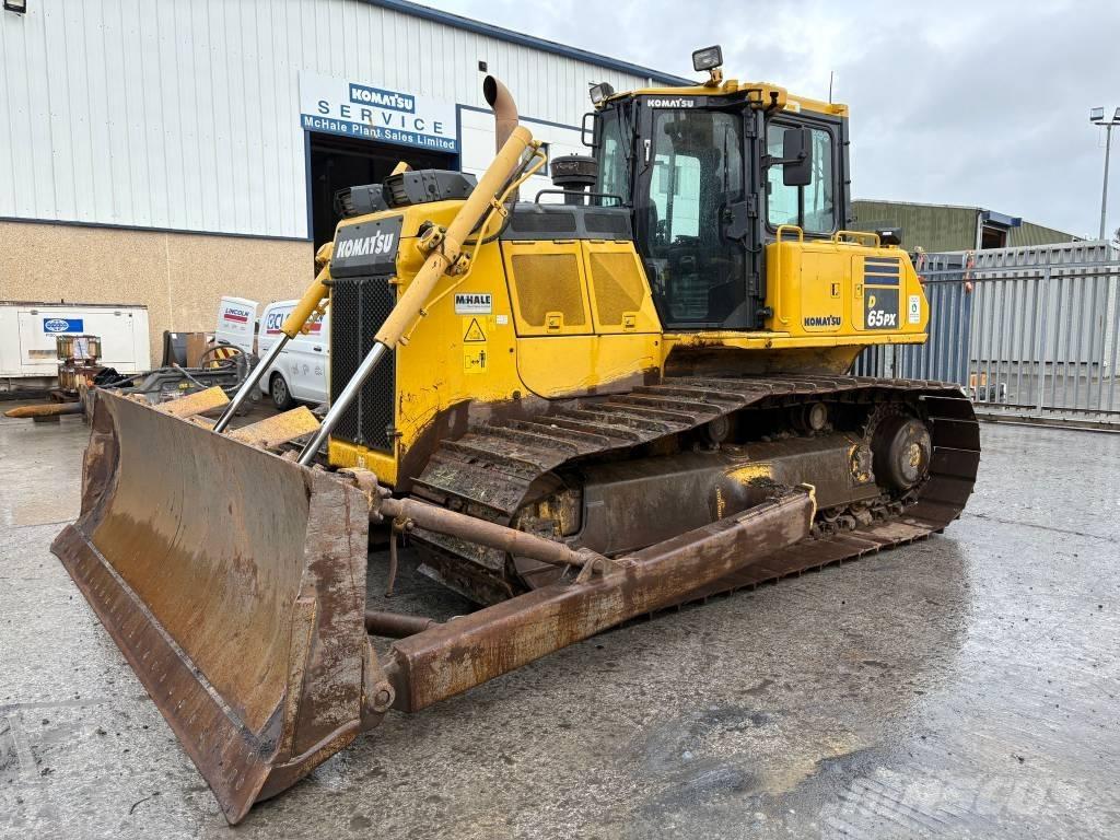 Komatsu D65PX-18 Buldožeri guseničari