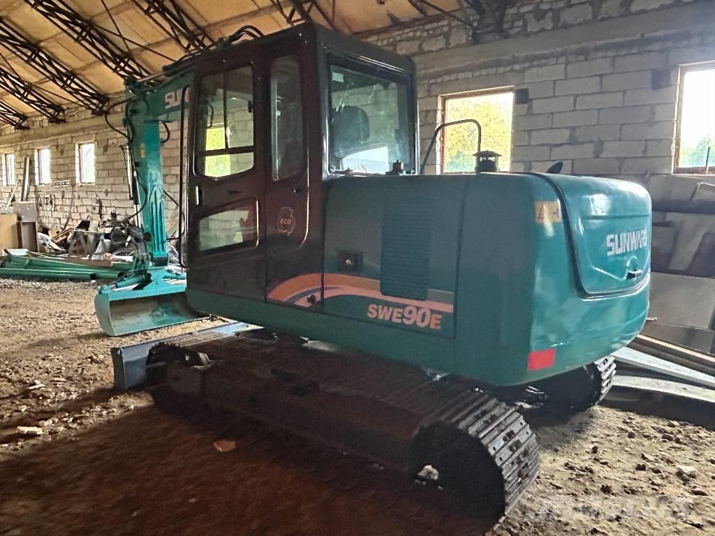 Sunward SWE 90 E Midi bageri 7t – 12t