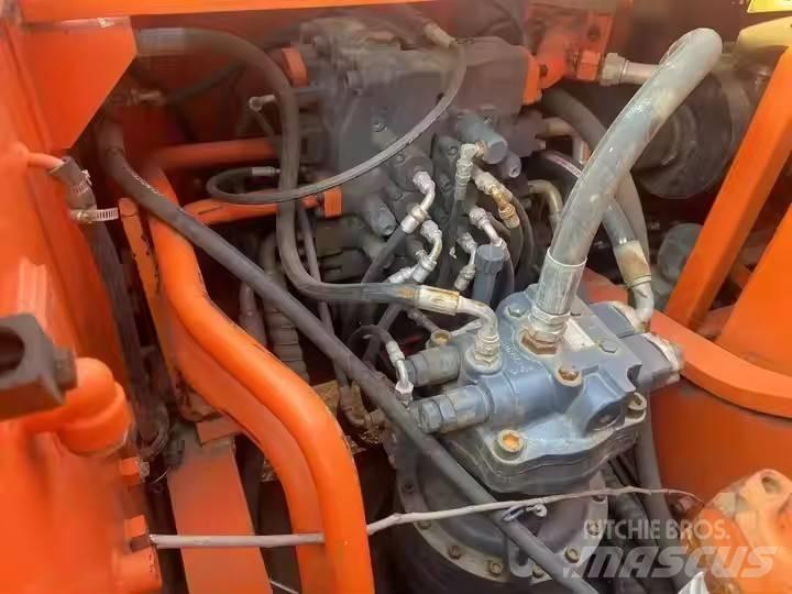Doosan DH 215-9E Bageri guseničari