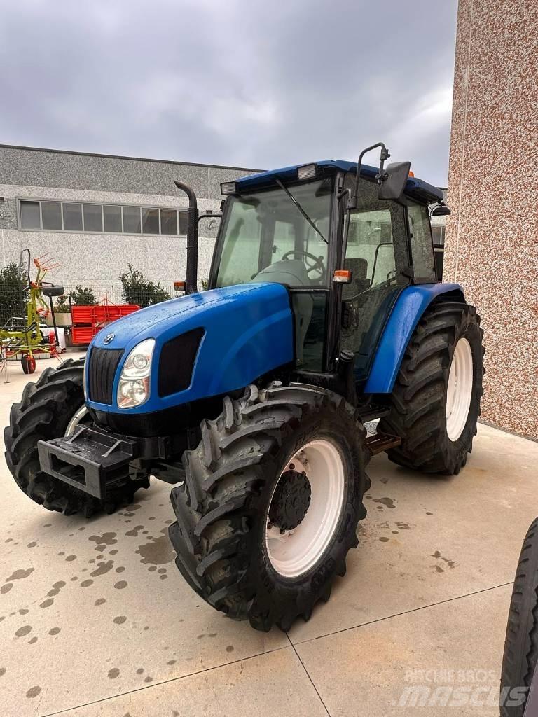 New Holland TL 100 Traktori