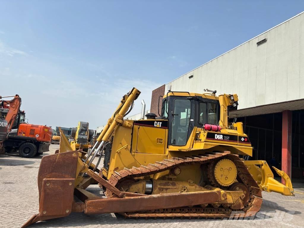 CAT D 6 R XW Buldožeri guseničari