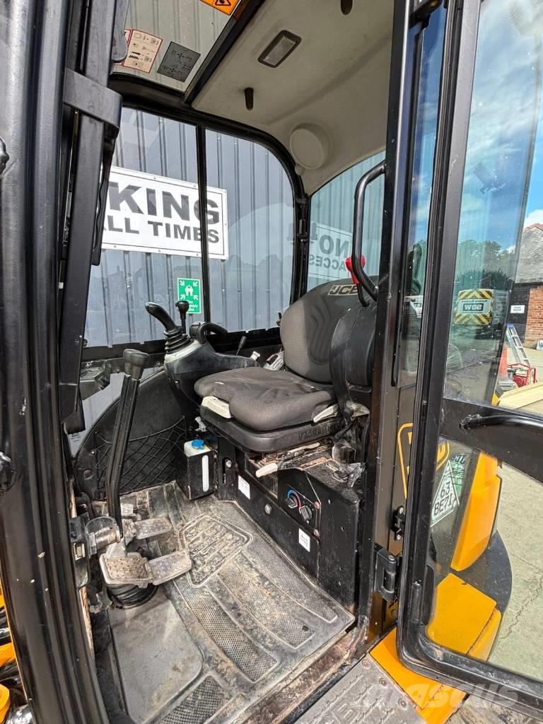 JCB 8026 CTS Mini bageri < 7t