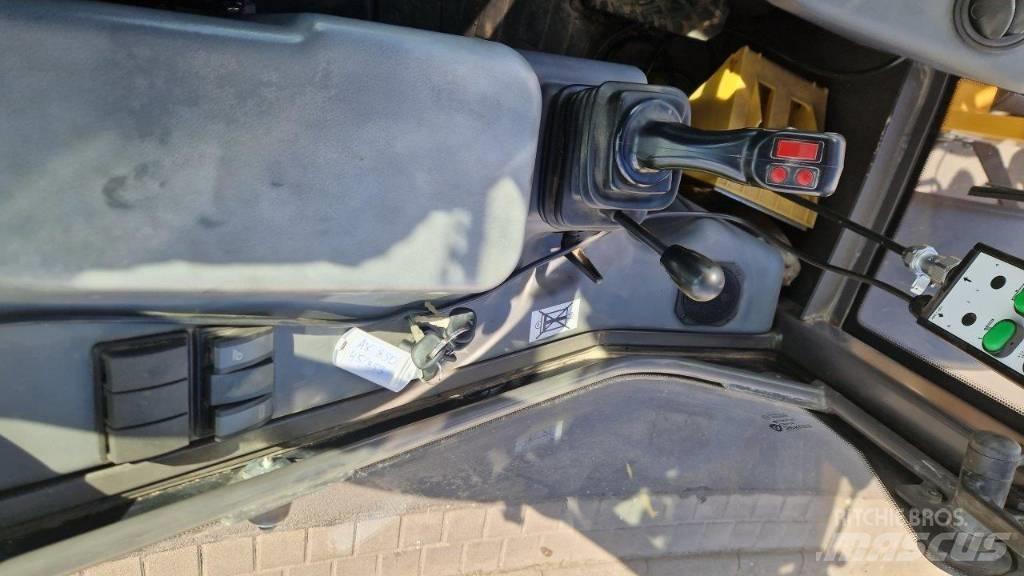Mecalac AX 850 Utovarivači na točkove