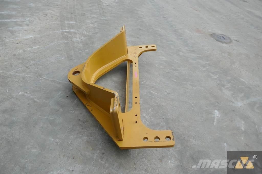 CAT 140M3 Drawbar Ostale komponente za građevinarstvo
