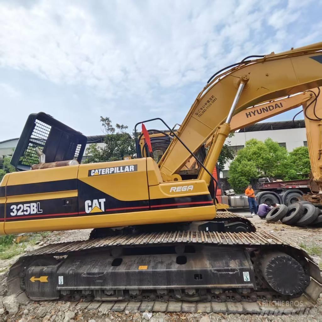 CAT 325 B L Bageri guseničari