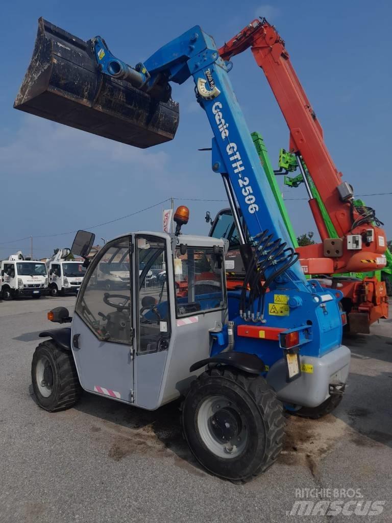 Terex Genie 2506 Teleskopski viljuškari