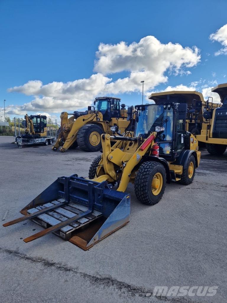 CAT 906 Utovarivači na točkove