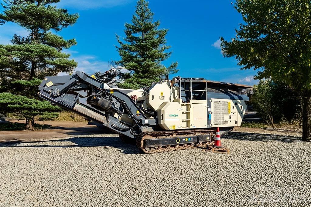 Metso J90 Mobilne drobilice